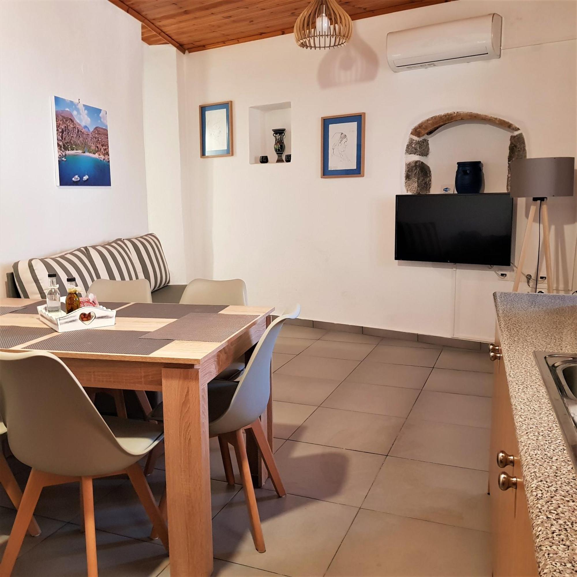 Villa Chrysi Agalianos Exteriör bild